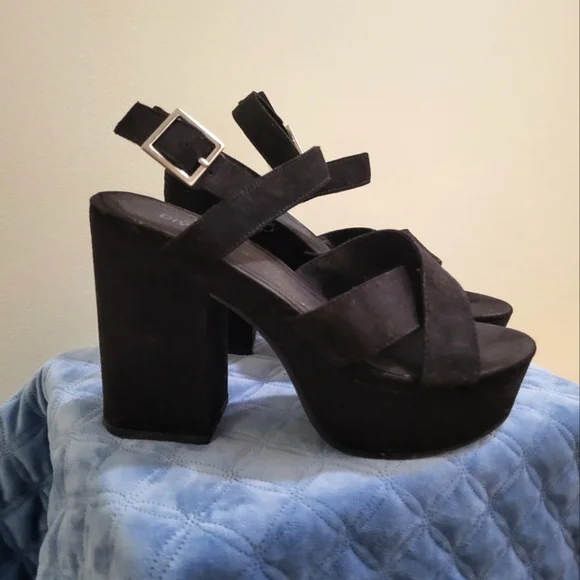 H&M Platforms - Picture 3 of 4